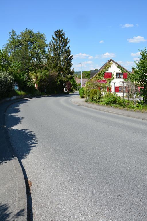 Alte Schreinerei-Auberge Harlekin Randegg Kültér fotó