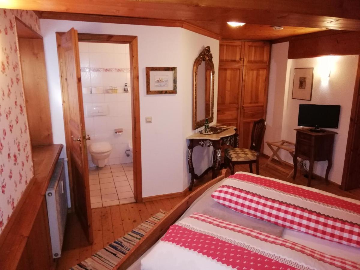 Alte Schreinerei-Auberge Harlekin Randegg Kültér fotó
